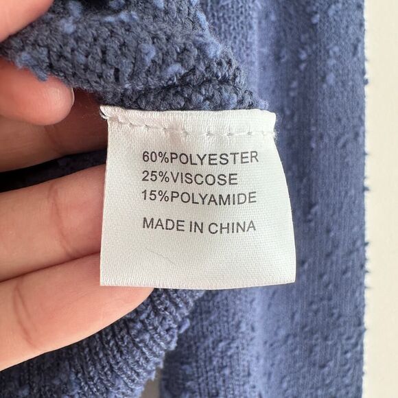 Fuzzy cardigan Sweater button front - Picture 8 of 11